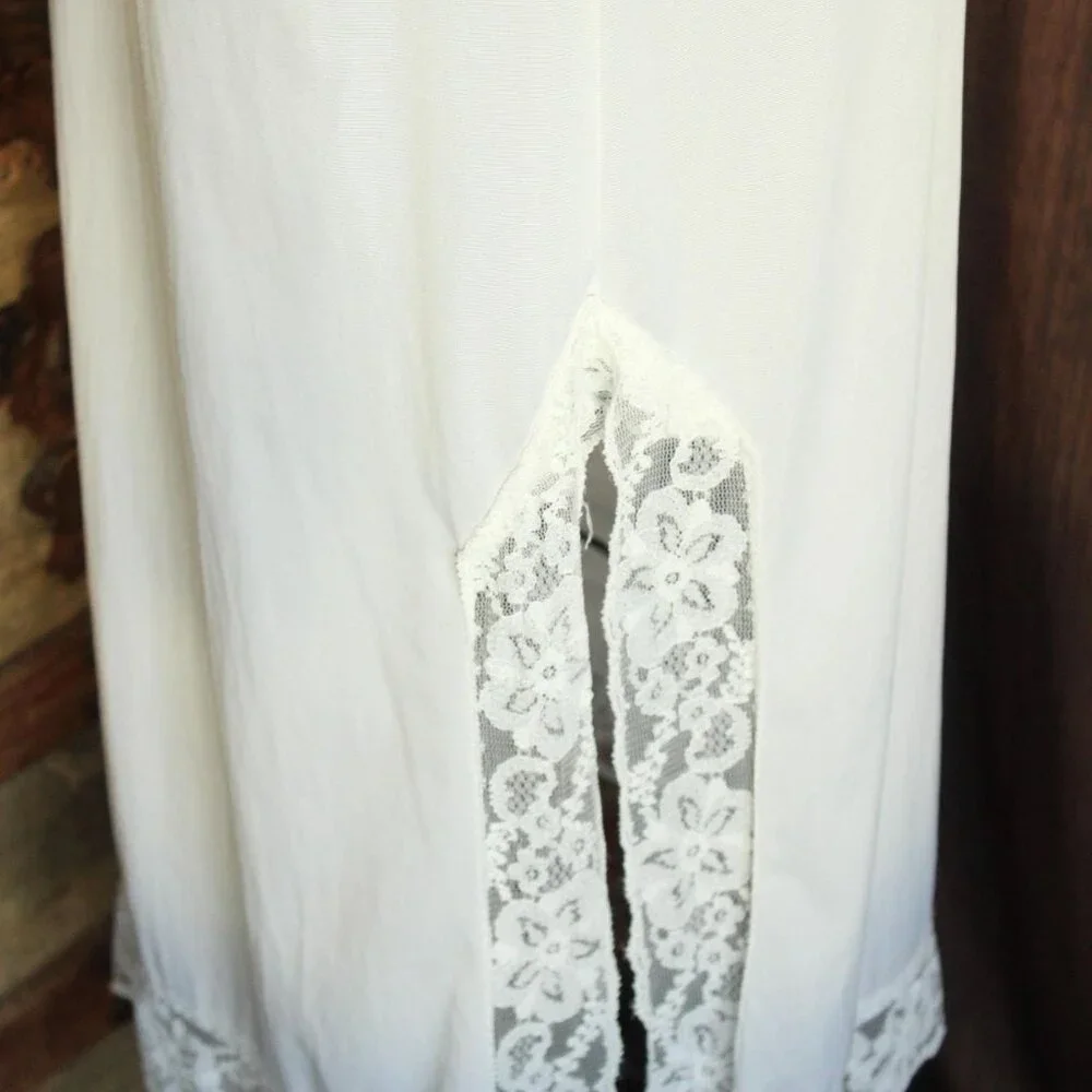 Vintage 1970s Slip, Montgomery Ward Ankle Length White Nightgown, Size 10/32 - Picture 9 of 11